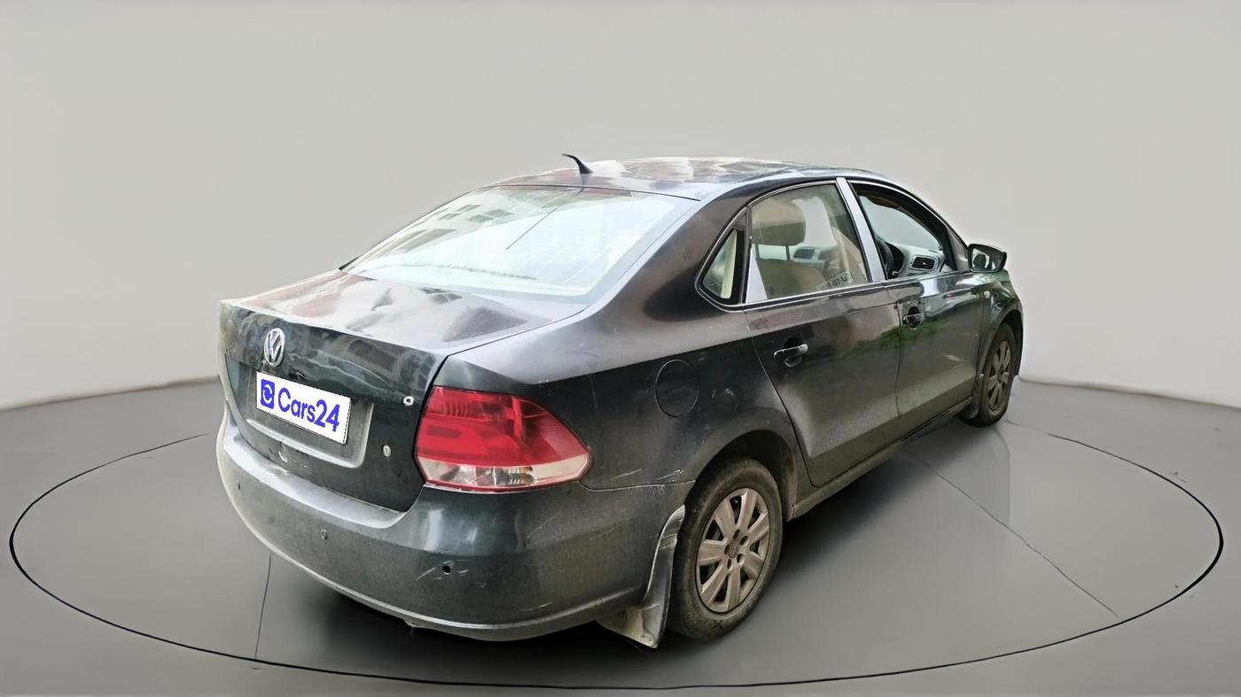 2011 Volkswagen Vento TRENDLINE 1.6, Petrol, Manual, 3,09,606 km, exterior