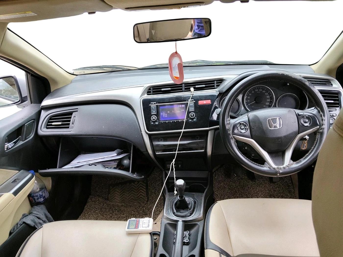 2014 Honda City 1.5L I-VTEC SV, CNG, Manual, 1,96,994 km, interior