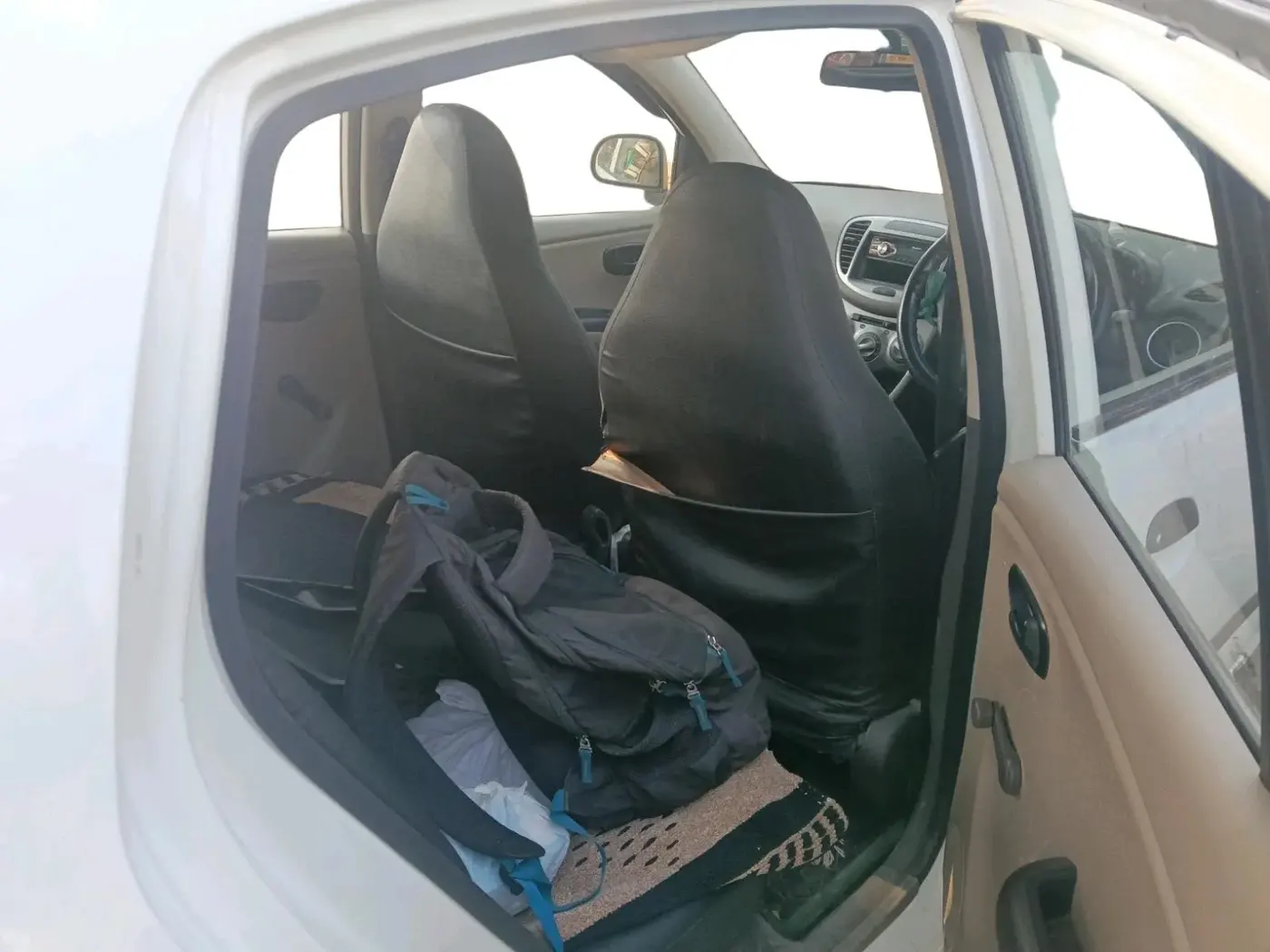 2012 Hyundai i10 ERA 1.1, CNG, Manual, 1,34,600 km, interior