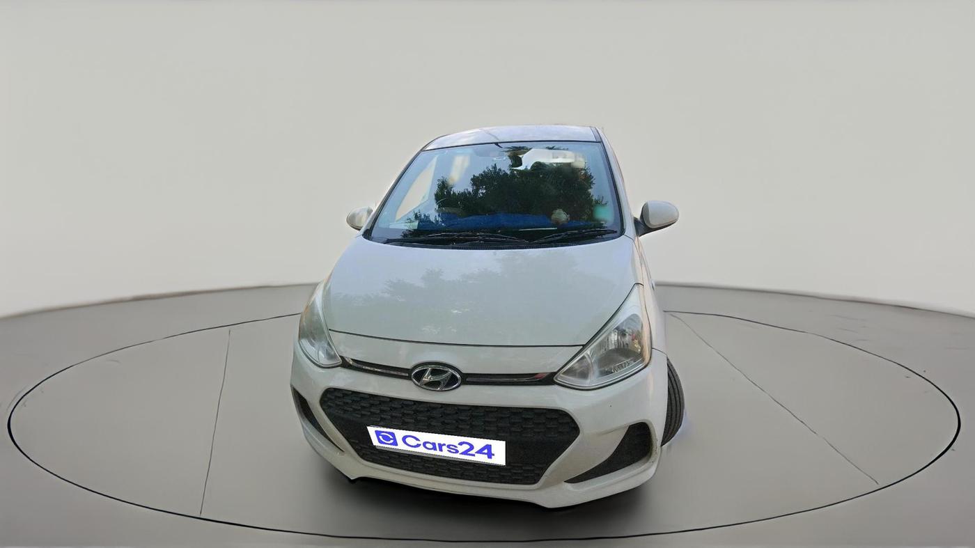 2018 Hyundai Grand i10 MAGNA 1.2 KAPPA VTVT, CNG, Manual, 1,04,524 km, exterior