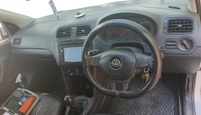2017 Volkswagen Polo TRENDLINE 1.2L PETROL, CNG, Manual, 1,26,434 km, interior