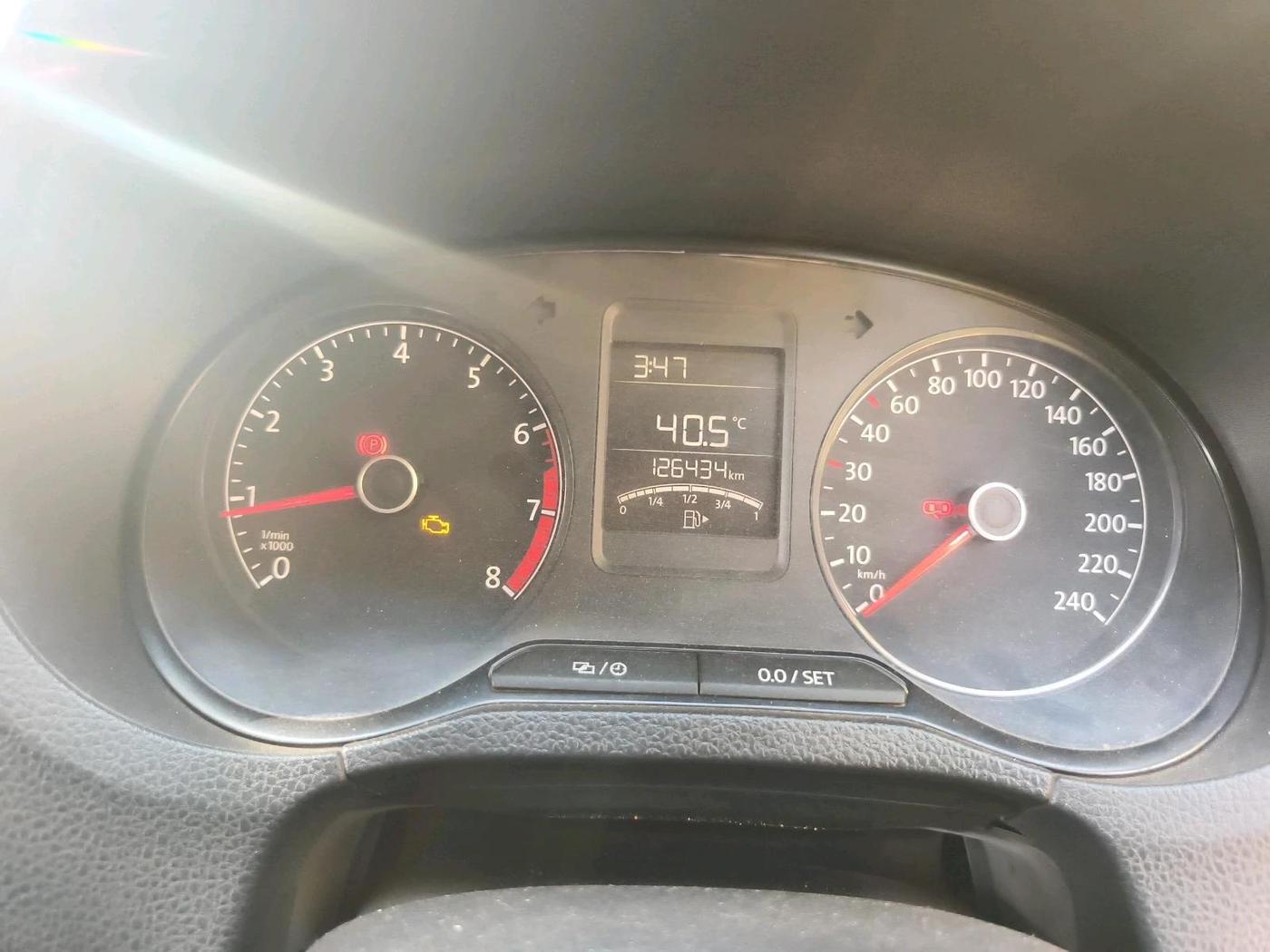2017 Volkswagen Polo TRENDLINE 1.2L PETROL, CNG, Manual, 1,26,434 km, interior