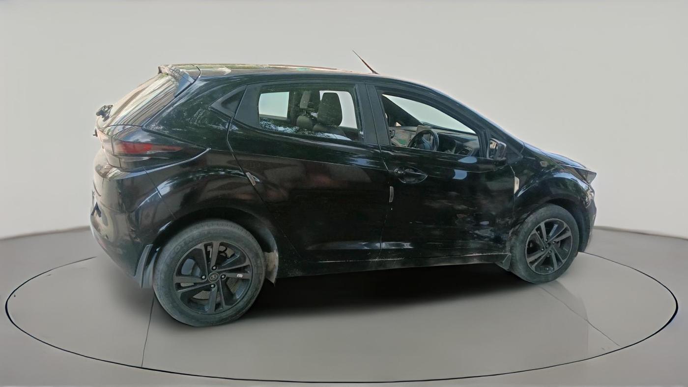 2023 Tata ALTROZ XZ PLUS DIESEL DARK EDITION, Diesel, Manual, 77,005 km, exterior