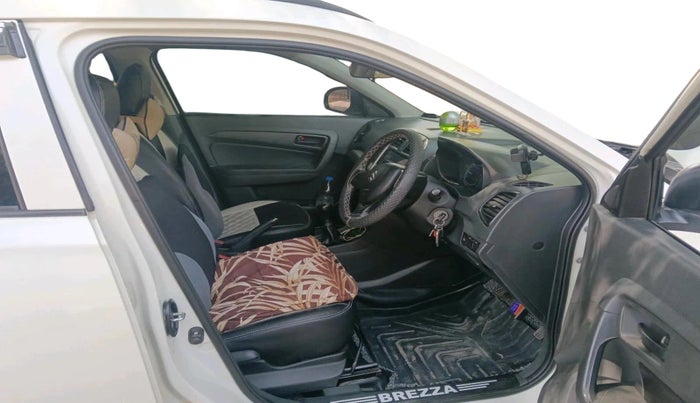 2016 Maruti Vitara Brezza LDI, Diesel, Manual, 75,227 km, interior