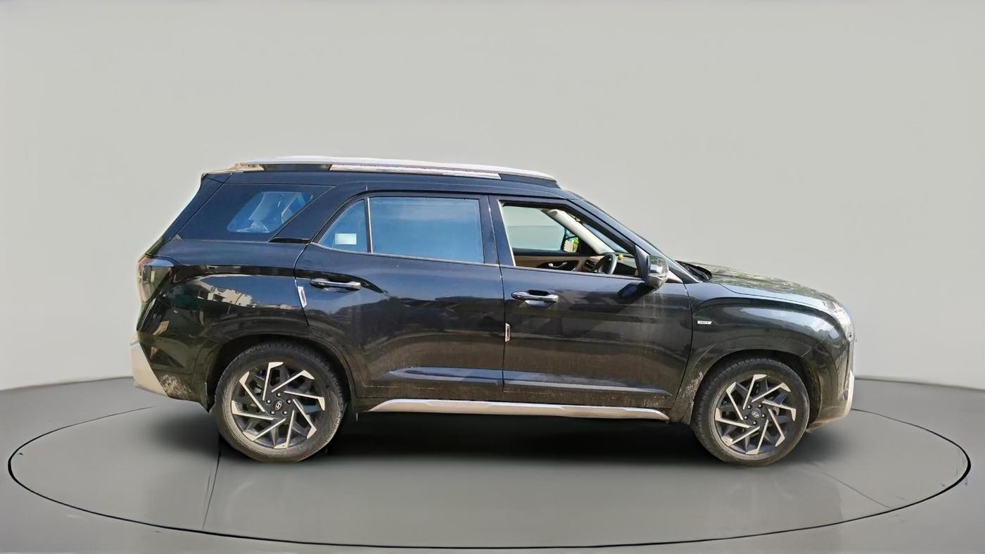 2025 Hyundai ALCAZAR Signature 7 STR 1.5 Turbo GDi Petrol DCT, Petrol, Automatic, 8,088 km, exterior