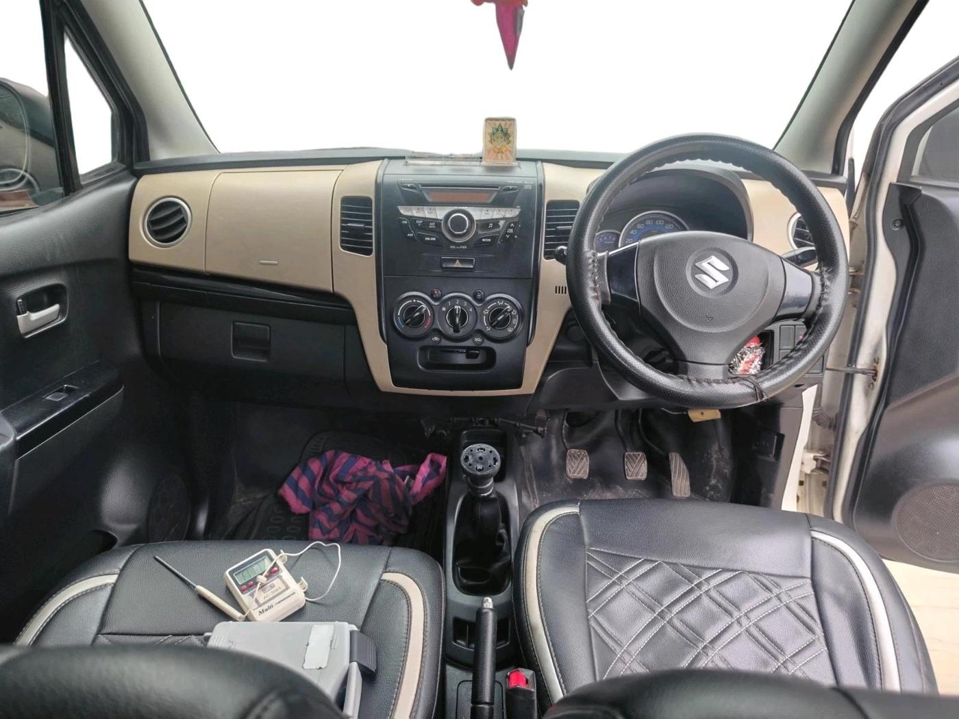 2017 Maruti Wagon R 1.0 VXI, Petrol, Manual, 95,278 km, interior