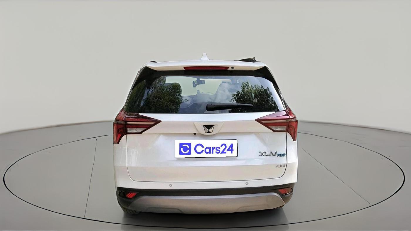 2022 Mahindra XUV700 AX 3 P MT 5 STR, Petrol, Manual, 26,289 km, exterior
