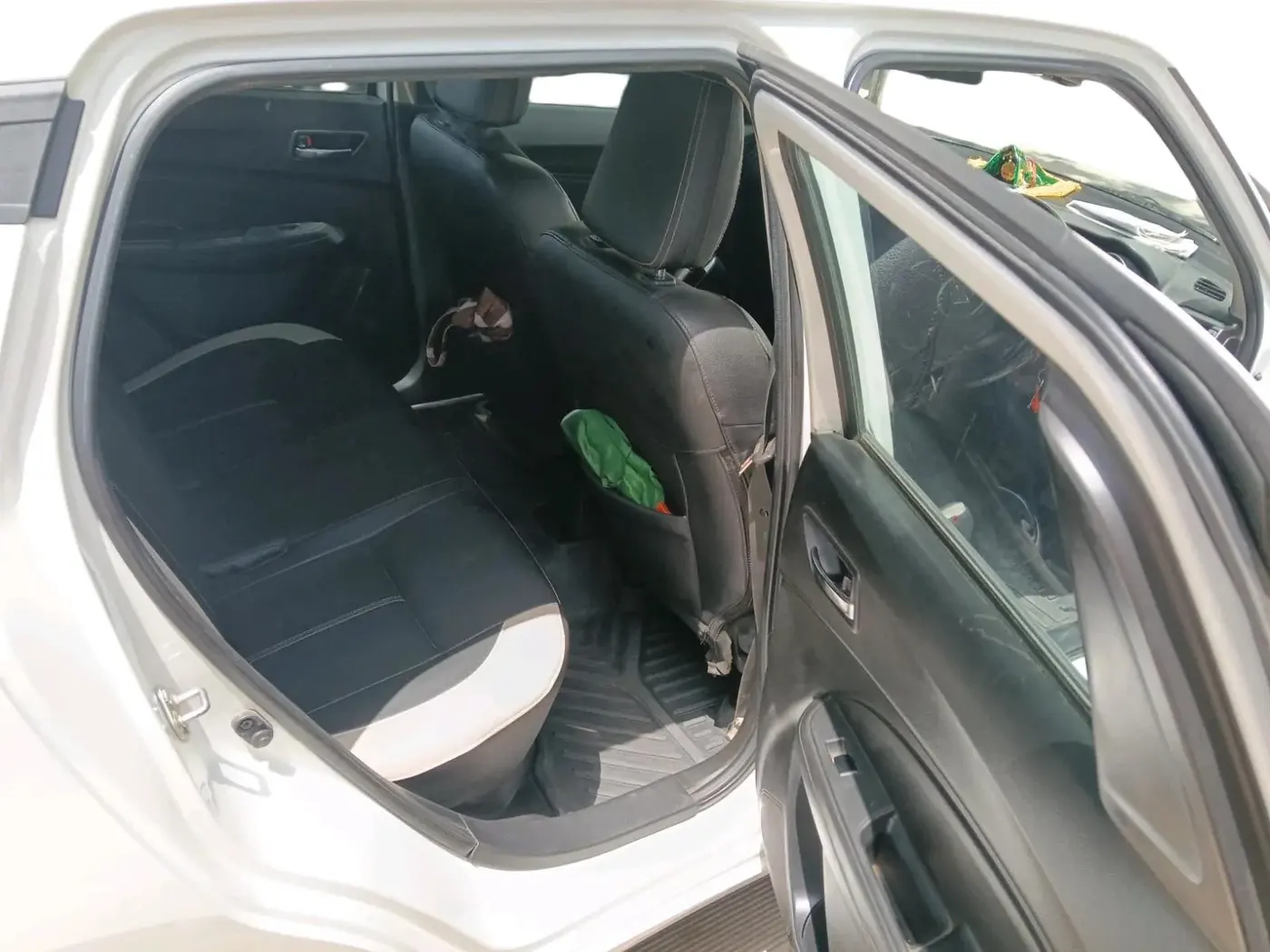2022 Maruti Swift VXI, CNG, Manual, 95,242 km, interior