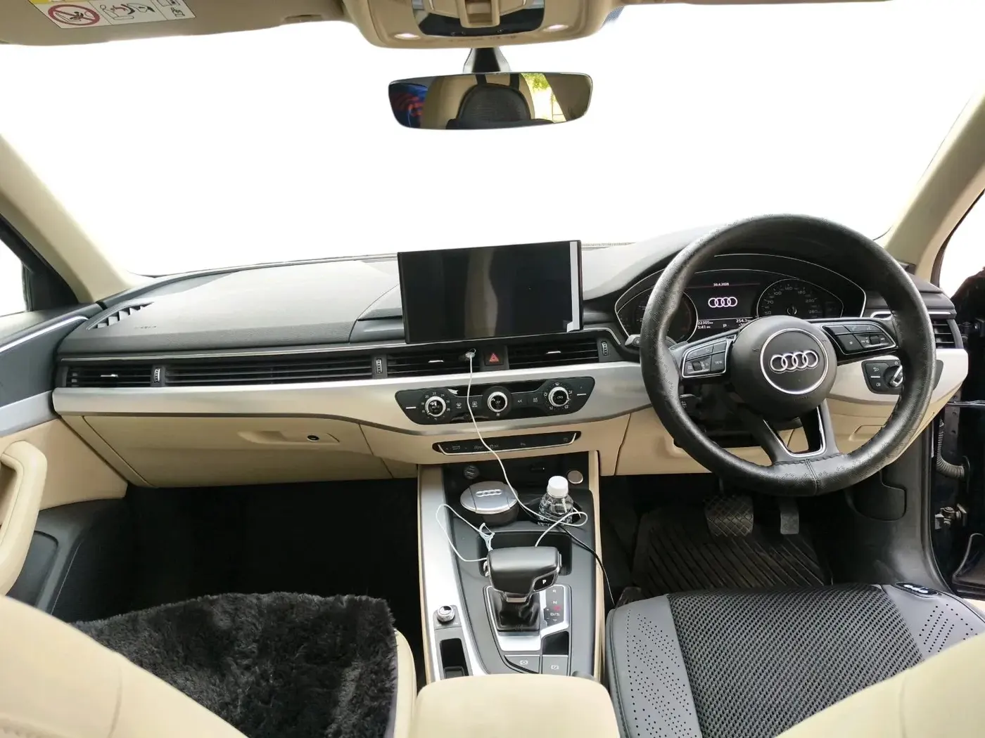 2023 Audi A4 40 TFSI Premium, Petrol, Automatic, 22,305 km, interior