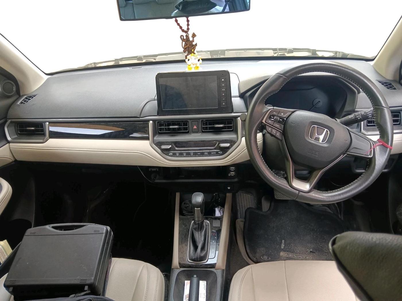 2024 Honda ELEVATE VX CVT, Petrol, Automatic, 7,620 km, interior