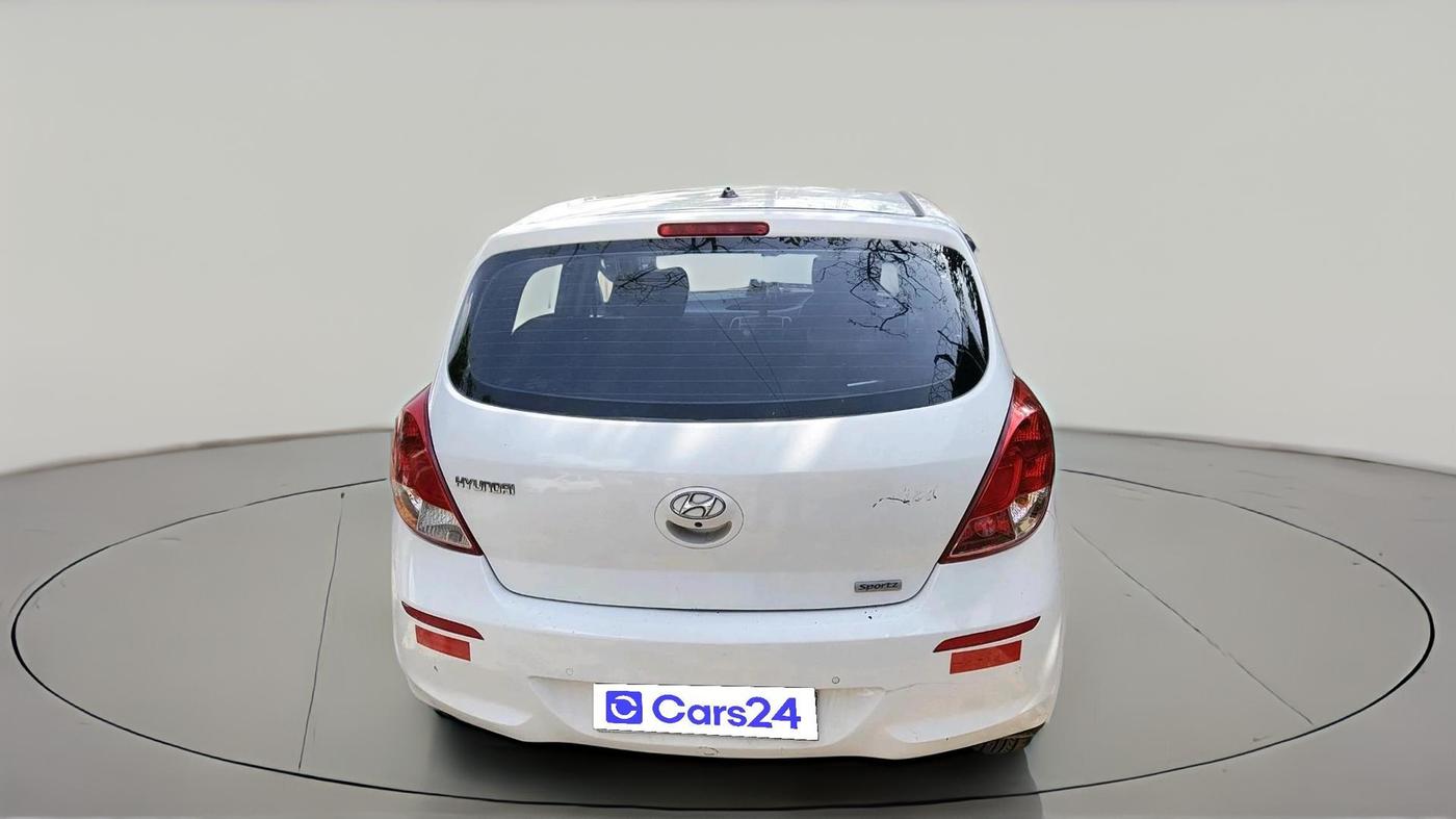 2014 Hyundai i20 SPORTZ 1.2, CNG, Manual, 1,12,000 km, exterior