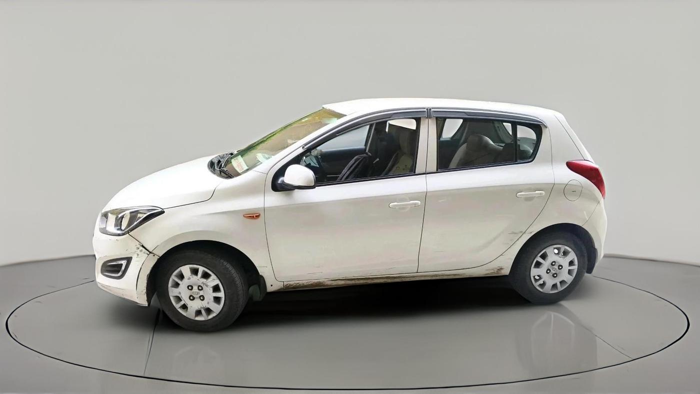 2013 Hyundai i20 MAGNA 1.2, Petrol, Manual, 94,791 km, exterior