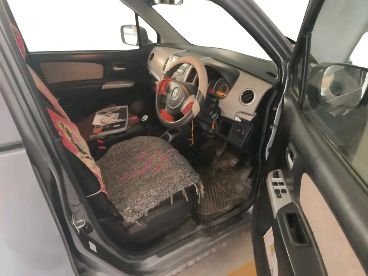 2014 Maruti Wagon R 1.0 VXI, Petrol, Manual, 54,027 km, interior