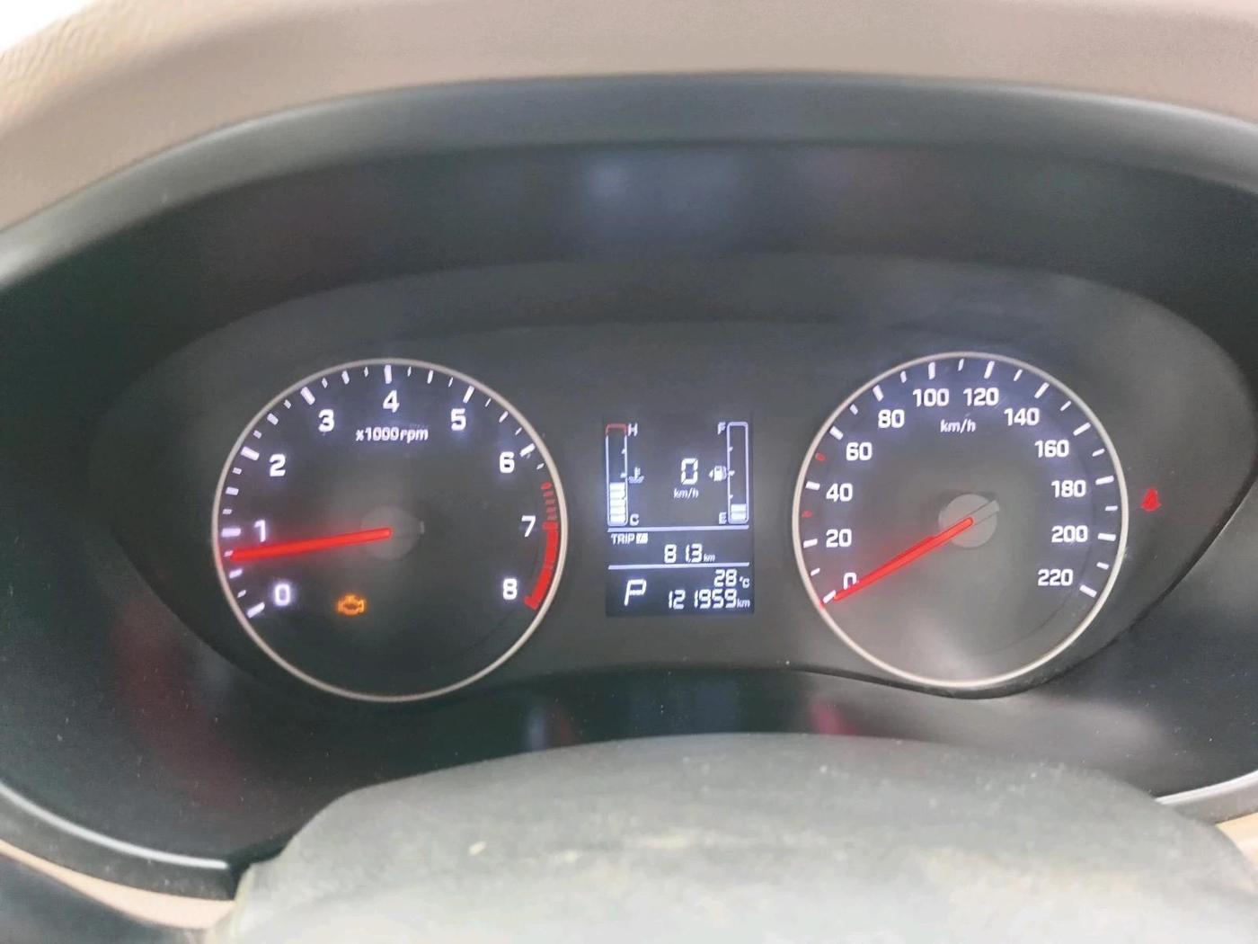 2019 Hyundai Elite i20 SPORTZ PLUS  1.2 CVT, CNG, Automatic, 1,21,959 km, interior