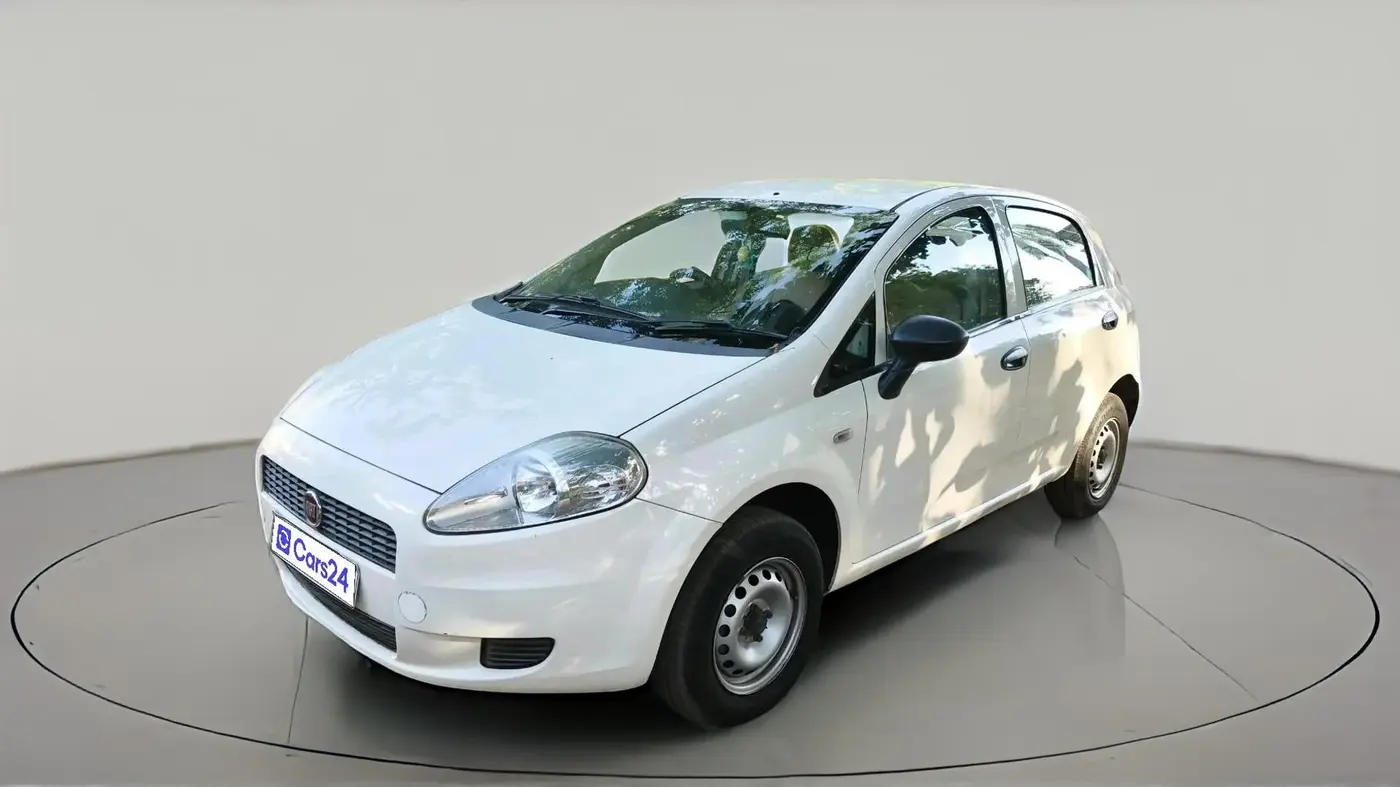 2016 Fiat Grand Punto Active Multijet 1.3, Diesel, Manual, 1,14,794 km, exterior