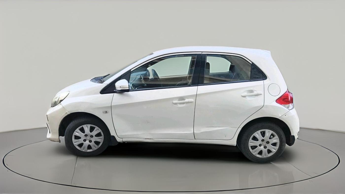 2017 Honda Brio S MT, Petrol, Manual, 1,71,880 km, exterior