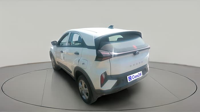 2024 Tata NEXON Smart + 1.5, Diesel, Manual, 31,881 km, exterior