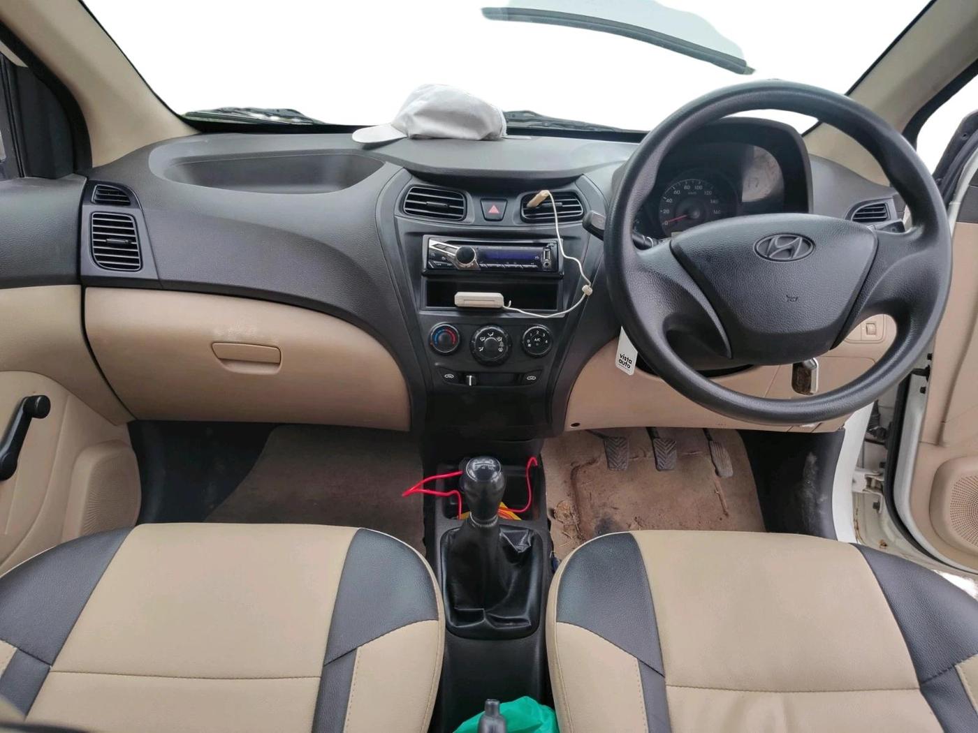 2013 Hyundai Eon D-LITE+, Petrol, Manual, 76,427 km, interior