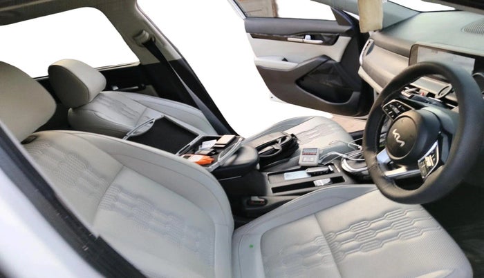 2025 KIA SELTOS  HTX 1.5 DIESEL AT, Diesel, Automatic, 29,516 km, interior