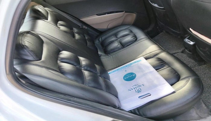 2017 Hyundai Grand i10 MAGNA 1.2 KAPPA VTVT, Petrol, Manual, 1,58,085 km, interior