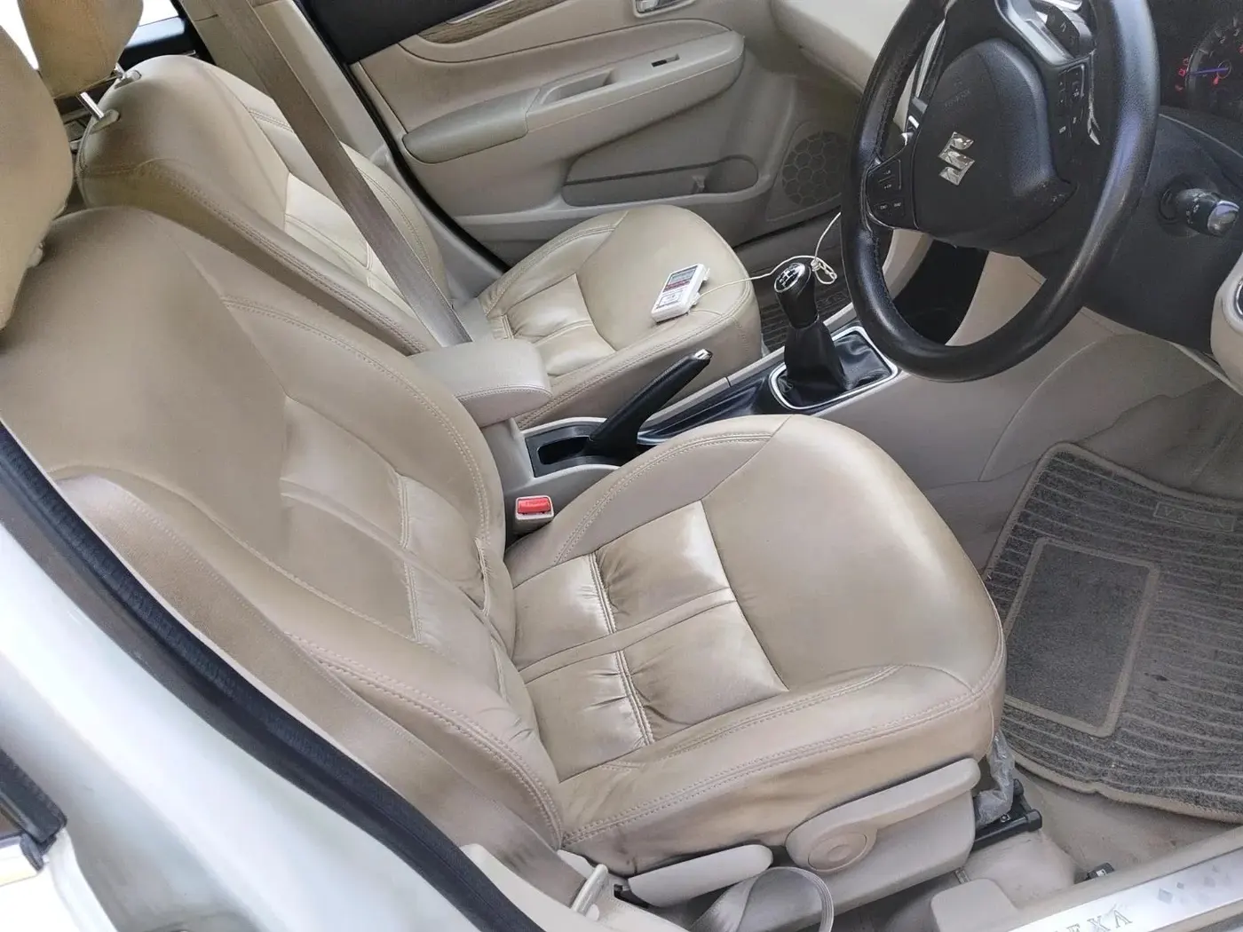2022 Maruti Ciaz ZETA 1.5 SHVS MT PETROL, CNG, Manual, 1,10,266 km, interior
