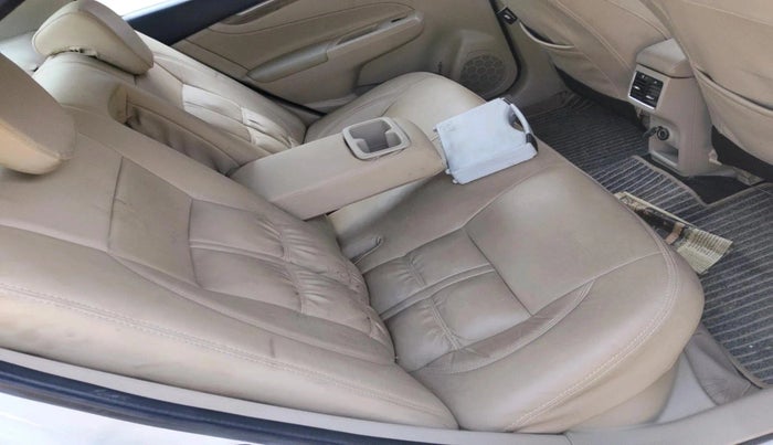 2022 Maruti Ciaz ZETA 1.5 SHVS MT PETROL, CNG, Manual, 1,10,266 km, interior