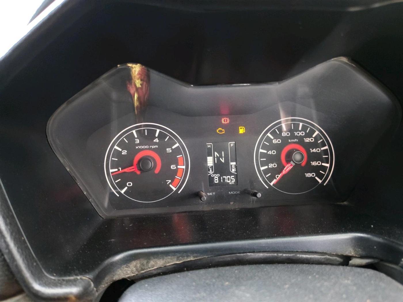 2018 Mahindra KUV 100 NXT K2 P 6 STR, CNG, Manual, 81,705 km, interior