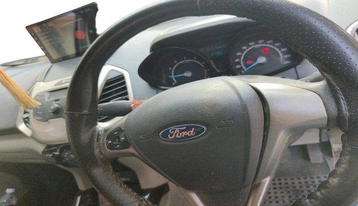 2015 Ford Ecosport TREND 1.5L PETROL, CNG, Manual, 1,27,100 km, interior