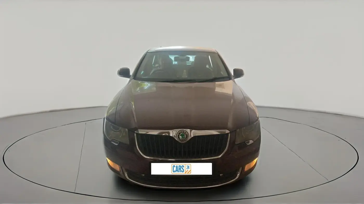 2011 Skoda Superb ELEGANCE 1.8 TSI MT, Petrol, Manual, 1,47,182 km, exterior