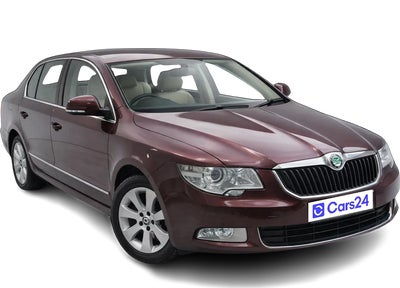 2011 Skoda Superb - Sedan - Petrol - Manual - ₹2.70 lakh