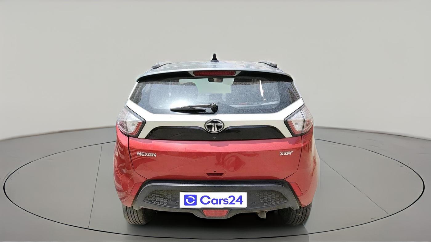 2018 Tata NEXON XZA PLUS DIESEL, Diesel, Automatic, 1,40,871 km, exterior