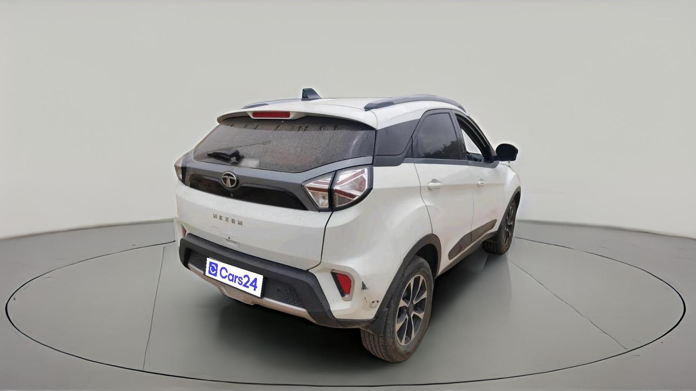 2021 Tata NEXON XZA PLUS DIESEL, Diesel, Automatic, 80,900 km, exterior