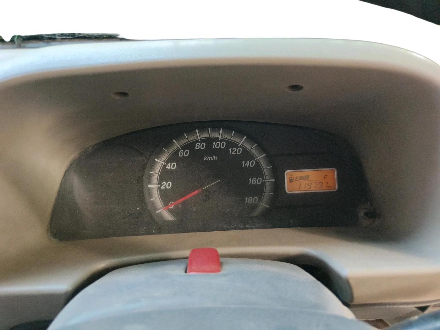 2011 Maruti Eeco 5 STR WITH A/C+HTR, CNG, Manual, 1,19,797 km, interior