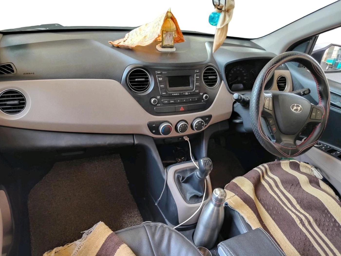 2020 Hyundai Xcent S 1.2, CNG, Manual, 29,123 km, interior