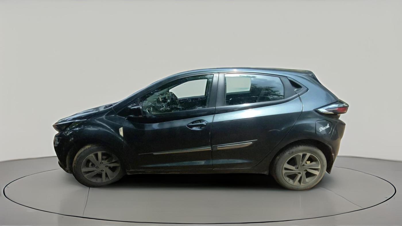 2021 Tata ALTROZ XZ DIESEL, Diesel, Manual, 1,72,795 km, exterior