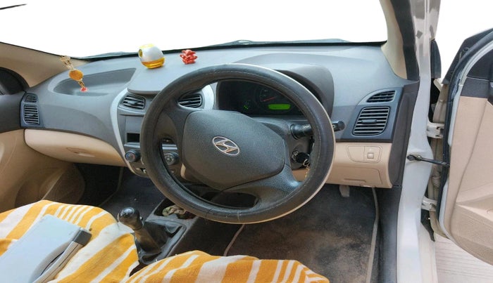 2012 Hyundai Eon ERA +, Petrol, Manual, 15,644 km, interior