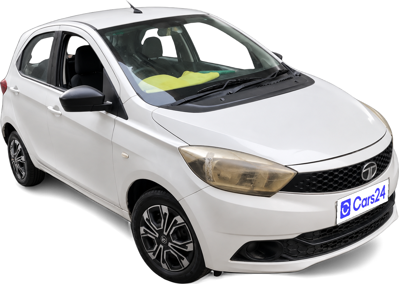 2016 Tata Tiago - Hatchback - Petrol - Manual - ₹2.57 lakh