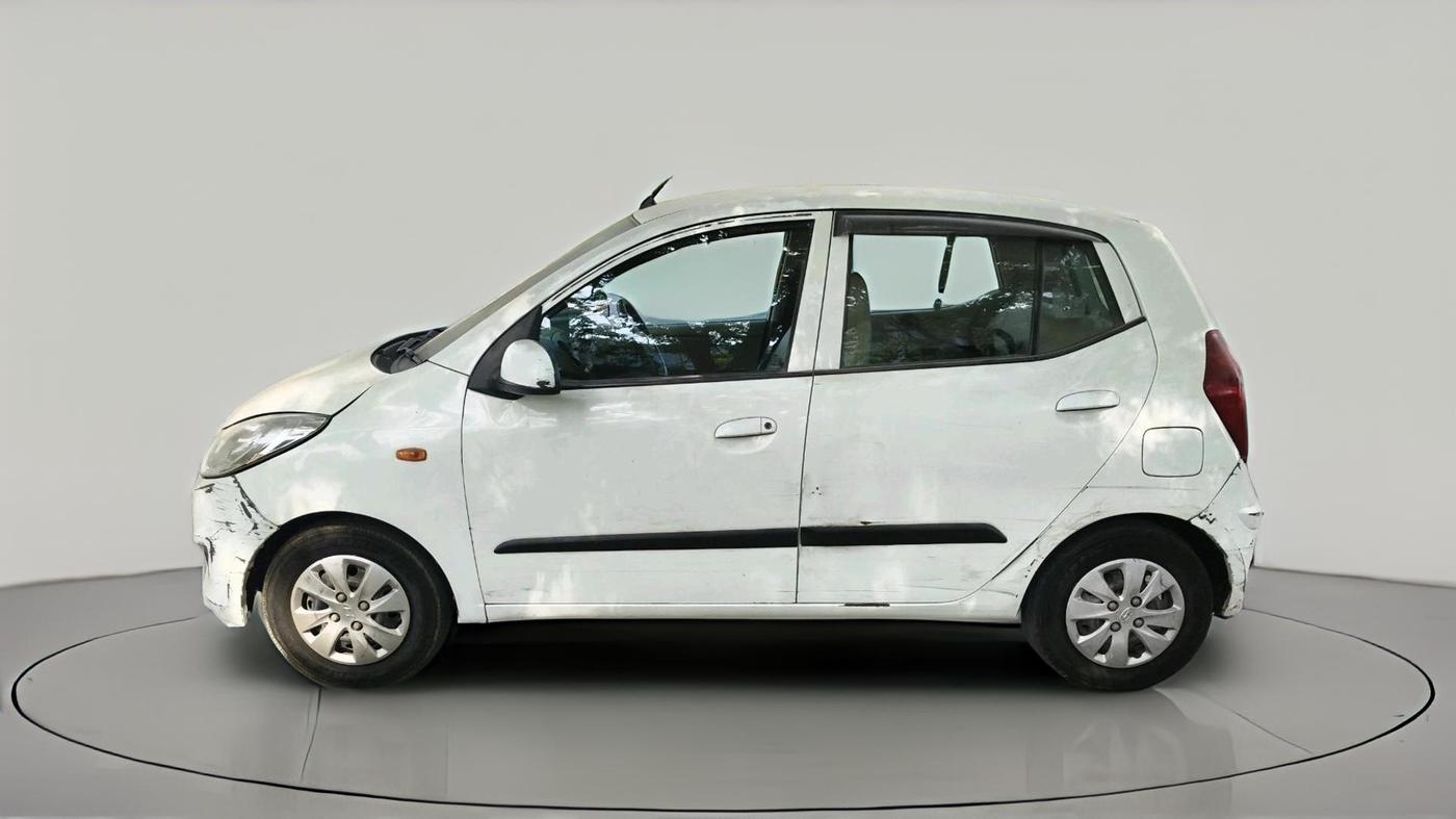 2011 Hyundai i10 MAGNA 1.1, CNG, Manual, 1,11,195 km, exterior