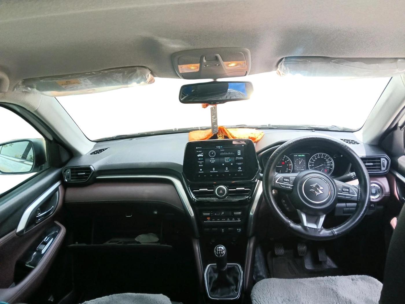 2024 Maruti Grand Vitara ZETA CNG, CNG, Manual, 16,982 km, interior