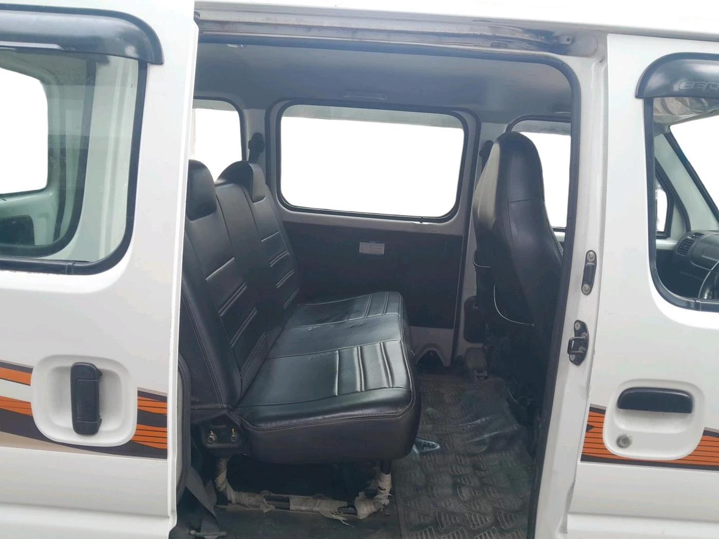 2022 Maruti Eeco 5 STR AC CNG (O), CNG, Manual, 95,606 km, interior