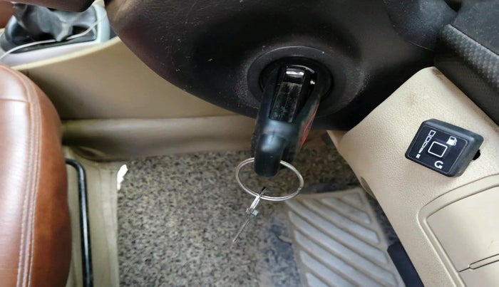 2014 Hyundai Verna FLUIDIC 1.6 VTVT SX, CNG, Manual, 96,625 km, interior