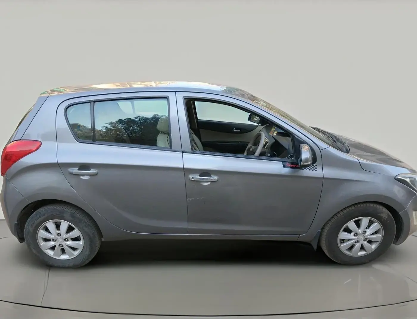 2014 Hyundai i20 SPORTZ 1.4 CRDI, Diesel, Manual, 99,600 km, exterior