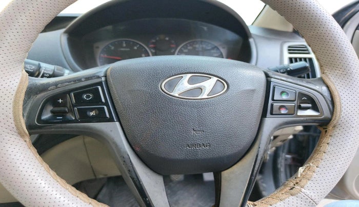 2014 Hyundai i20 SPORTZ 1.4 CRDI, Diesel, Manual, 99,122 km, interior