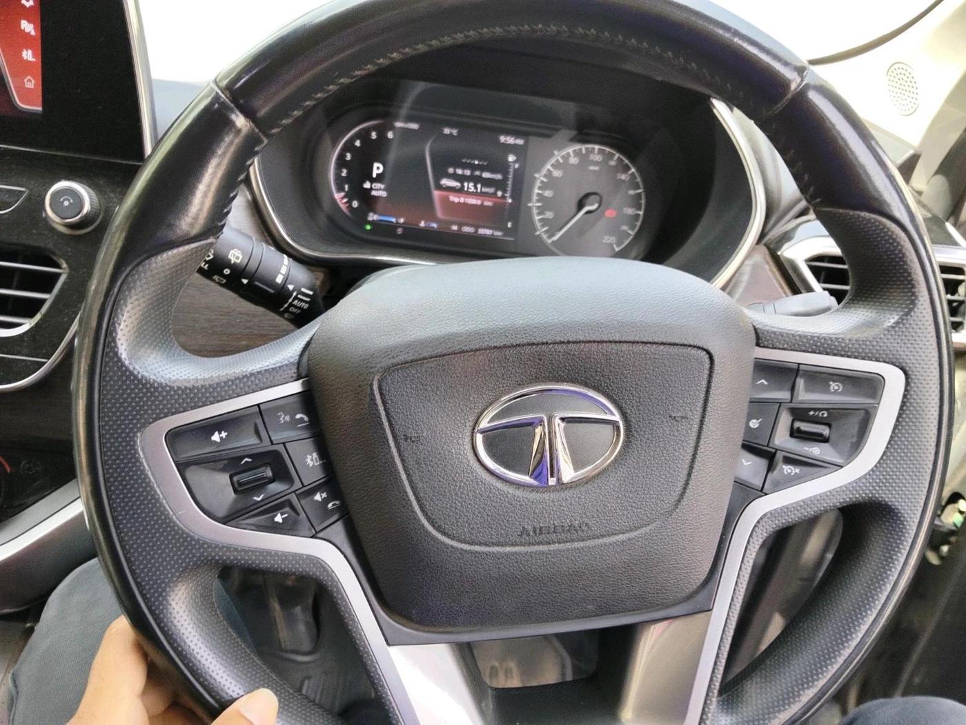 2022 Tata Harrier XZA PLUS 2.0L, Diesel, Automatic, 33,787 km, interior