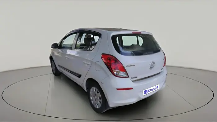 2013 Hyundai i20 MAGNA (O) 1.4 CRDI, Diesel, Manual, 1,08,396 km, exterior