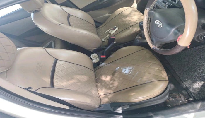 2013 Hyundai i20 MAGNA (O) 1.4 CRDI, Diesel, Manual, 1,08,396 km, interior