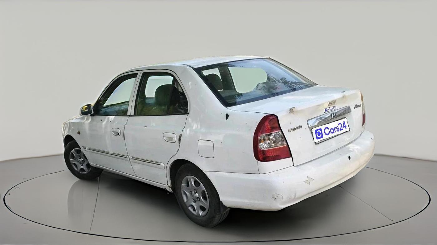 2011 Hyundai Accent GLE, CNG, Manual, 1,55,752 km, exterior