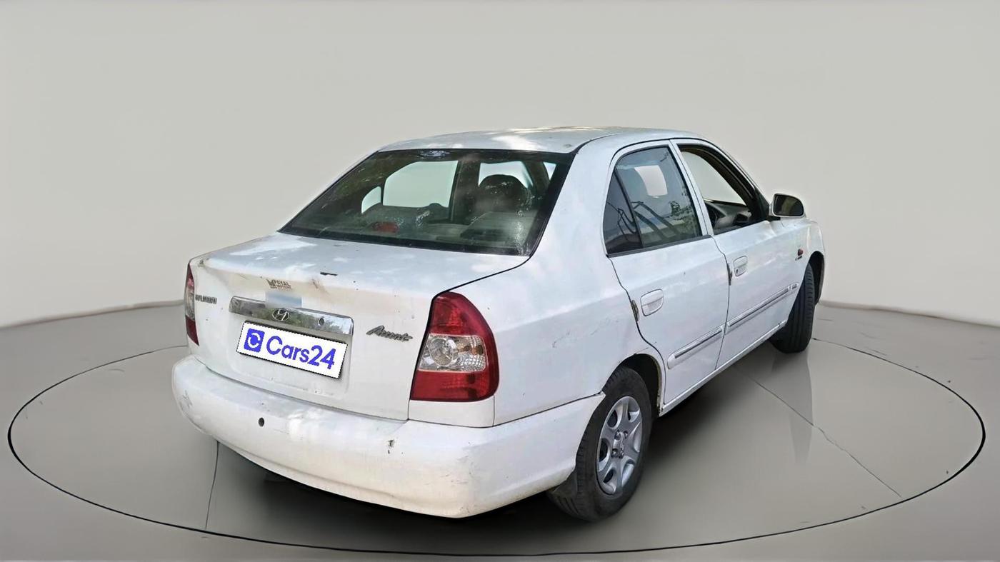 2011 Hyundai Accent GLE, CNG, Manual, 1,55,752 km, exterior