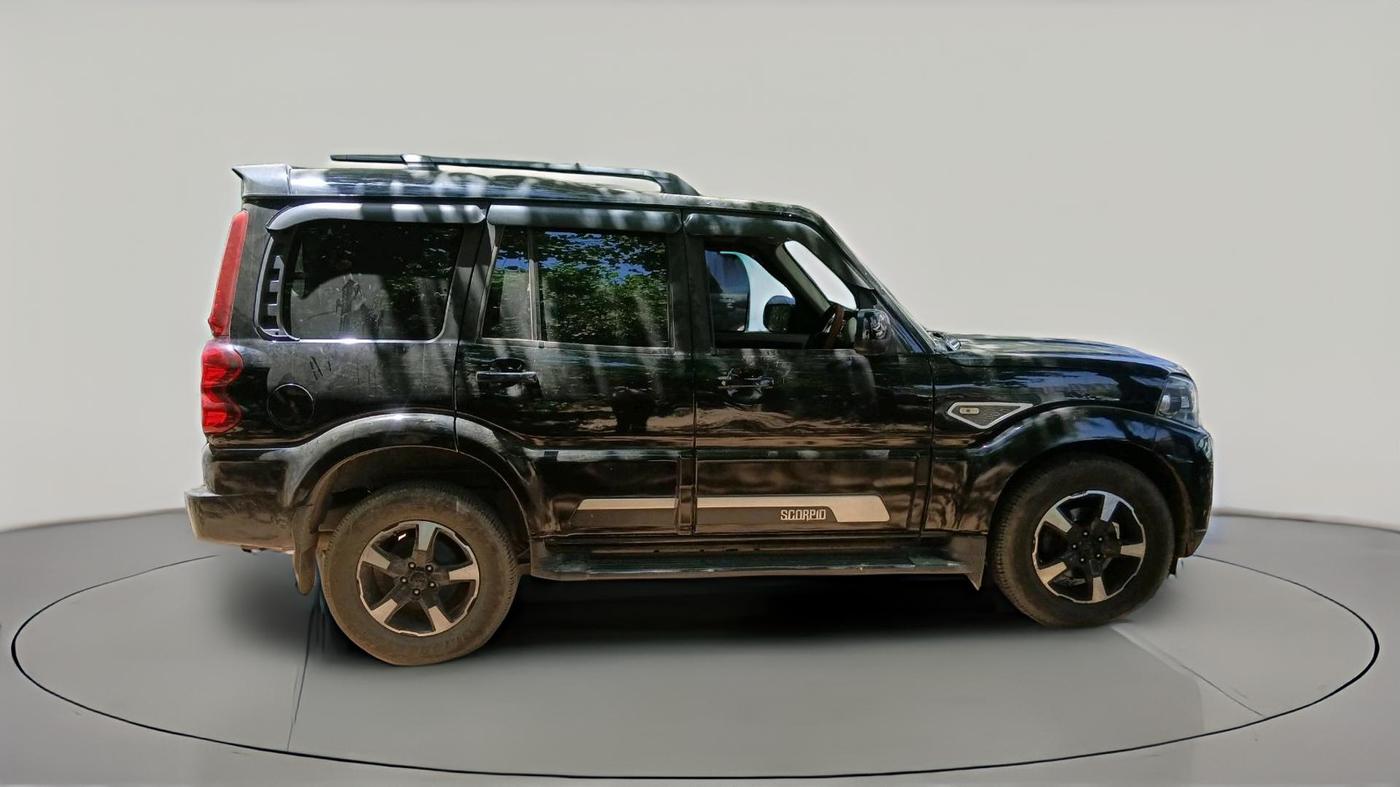 2024 Mahindra SCORPIO CLASSIC S11 7STR, Diesel, Manual, 77,616 km, exterior