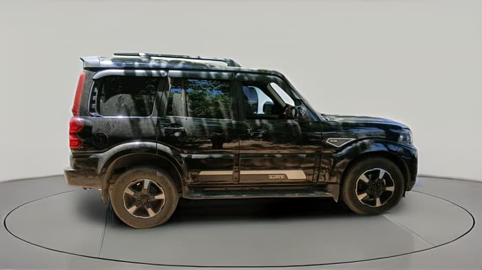 2024 Mahindra SCORPIO CLASSIC S11 7STR, Diesel, Manual, 77,616 km, exterior